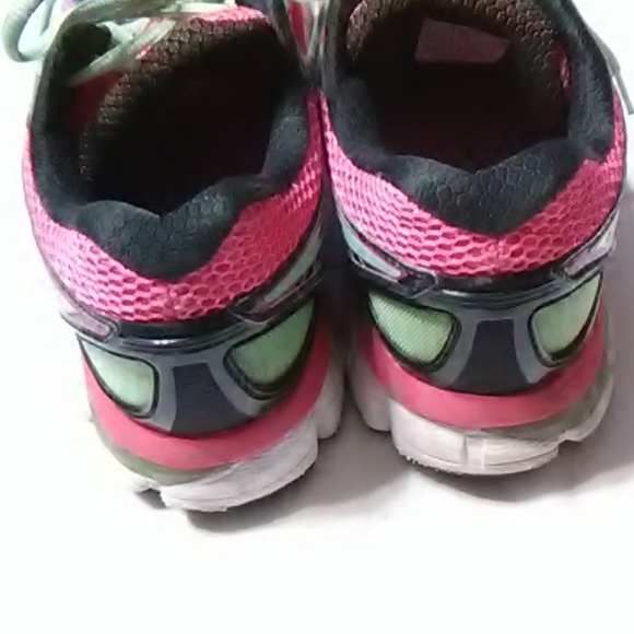 Asics Women's Gel-Nimbus 16 Running Shoes - Picture 5 of 7